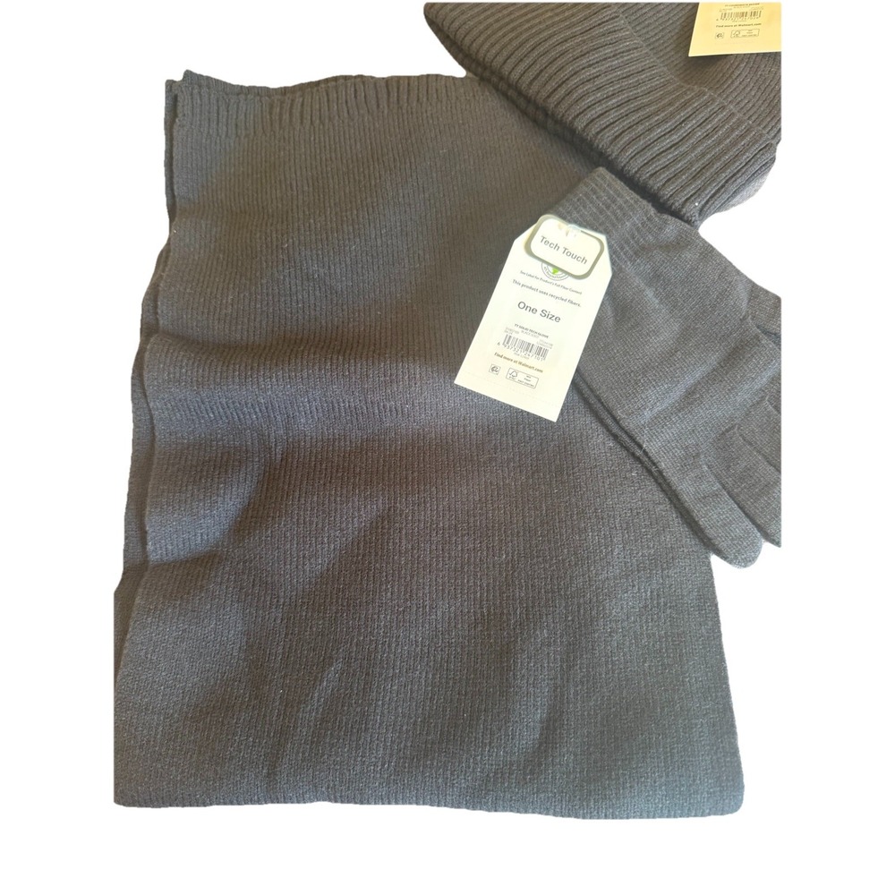 Time & Tru 3 Piece One Size Black Beanie Hat, Tech Gloves & Scarf Set NWT - Picture 4 of 6